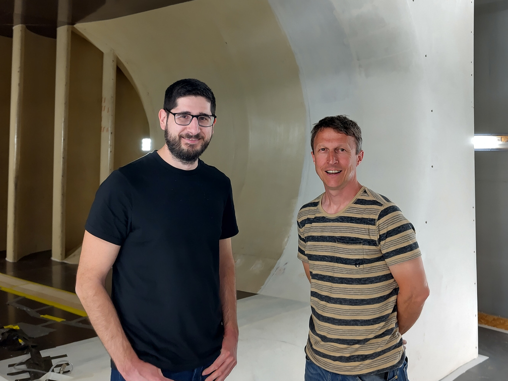 Marco Raiola and Jochen Kriegseis in the ISTM wind tunnel
